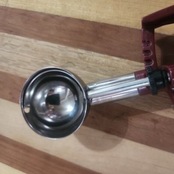 Zeroll cookie dough  Scoop Series S4000 NSF #40 Universal EZ Disher USA  1 1/2” - Picture 2 of 11